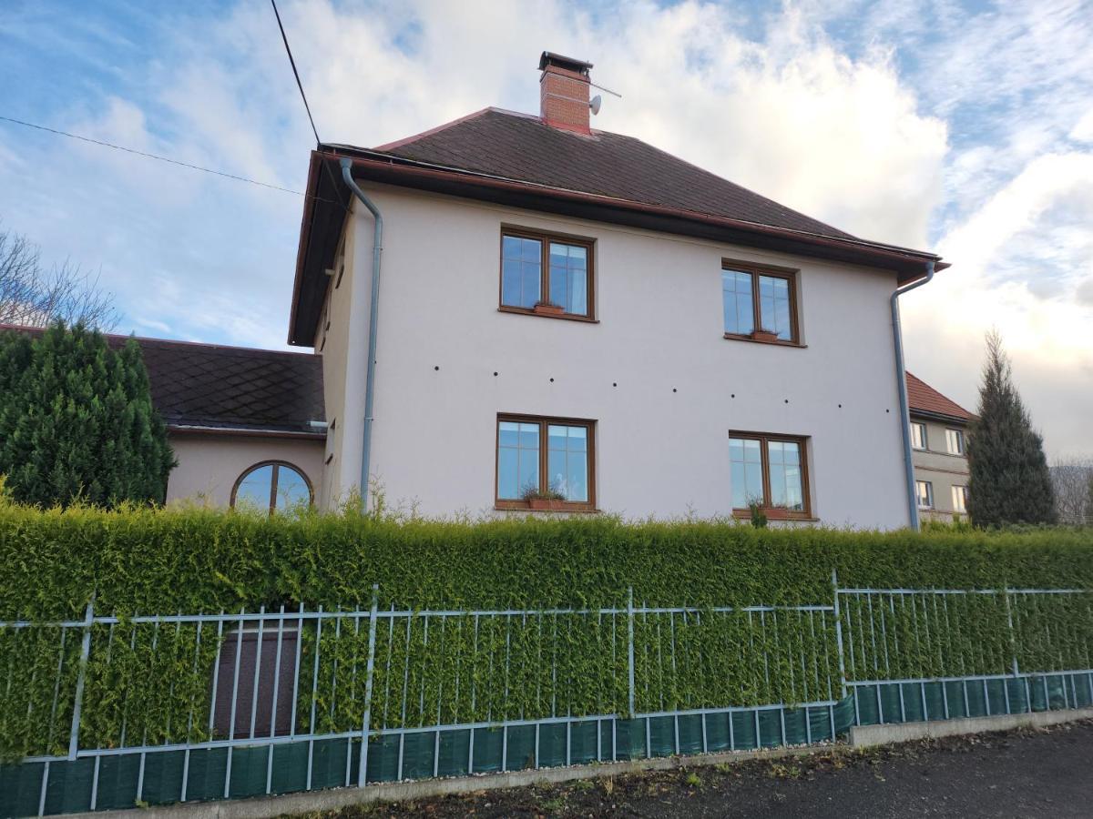 Prazdninovy Dum Varnsdorf Exterior foto