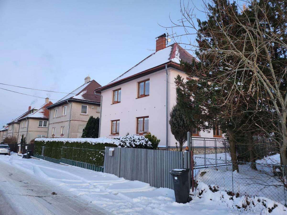 Prazdninovy Dum Varnsdorf Exterior foto